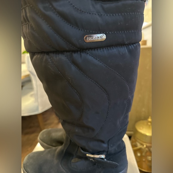 Pajar Lined Women’s Winter Boots - Picture 2 of 8